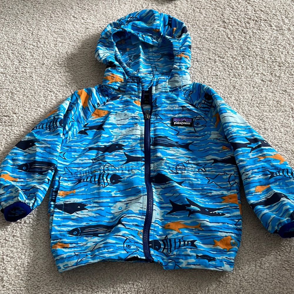 Patagonia. Childrens blue jacket. Size 12-18 months.